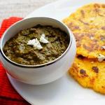 Saag – indisches Gericht mit Spinat und Tomaten