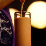 Lassi mit Mango, Chili und Limette