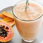 Pina Colada Smoothie mit Banane und Papaya