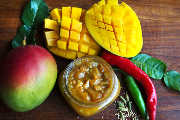 Wie man Mango-Chutney zubereitet