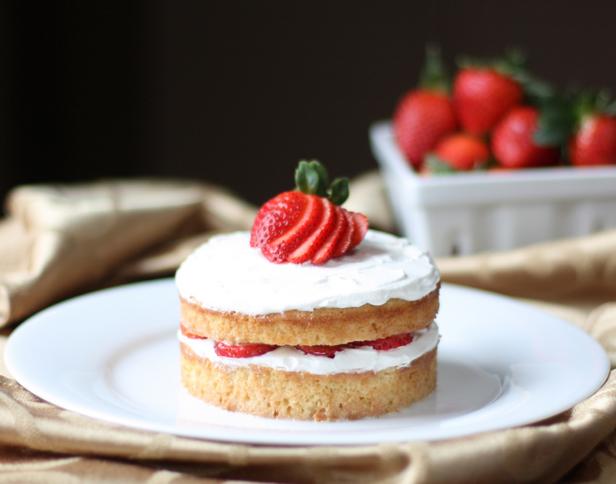 Πώς να φτιάξετε κέικ Tres Leches (Τρία Γάλατα)