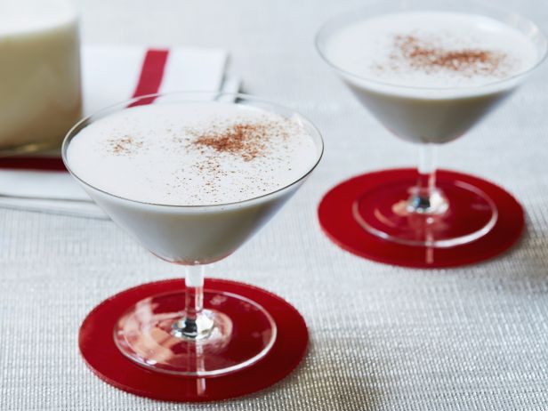 Zubereitung - Puerto-ricanisches Milchgetränk mit Kokosnuss und Rum „Coquito“