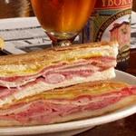Gepresstes Sandwich "Cubano"