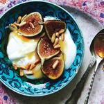 Zitrusjoghurt mit Feigen