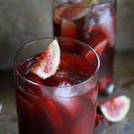 Orangen- und Granatapfel-Sangria