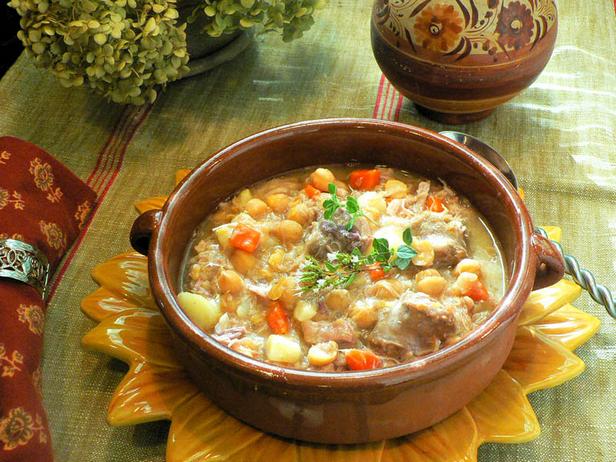 Zubereitung - Spanischer Kichererbsen-Fleisch-Eintopf "Cocido"