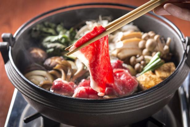 Kuinka tehdä - Saga Wagyu Beef Sukiyaki