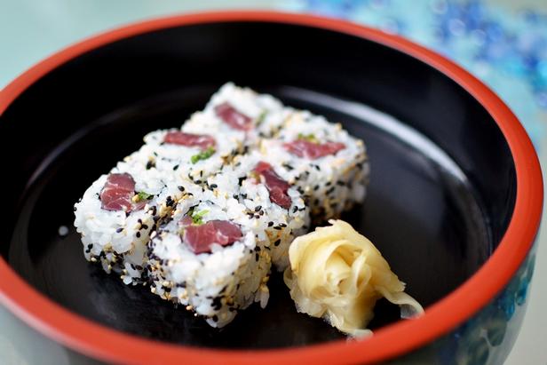 Come preparare - Involtini di tonno piccanti al rovescio con salsa speciale