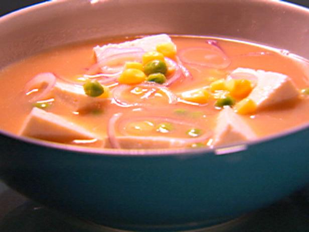 Wie man Misosuppe mit Mais zubereitet