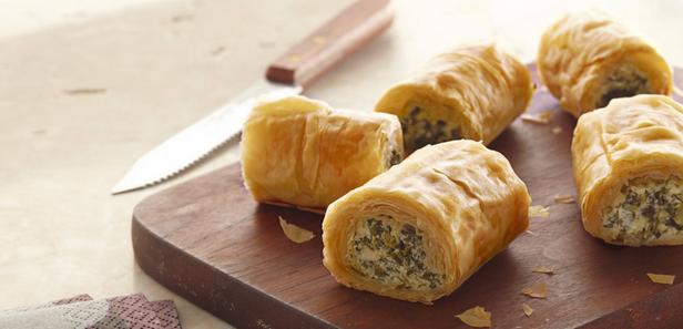Otlu Milföy Hamurunda Brie Peyniri Nasıl Yapılır?