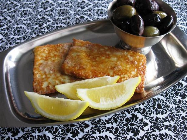 Zubereitung - Gebratener Saganaki-Käse, mariniert in Brandy