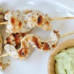 Hähnchen-Souvlaki mit Joghurt-Dip-Sauce