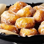 Loukoumades (Honig-Zimt-Donuts)