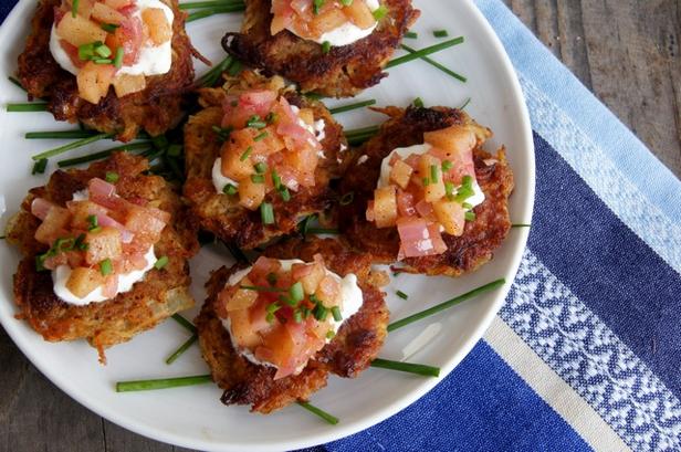 Wie man deutsche Kartoffelpuffer zubereitet