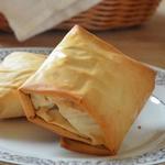 Filoteigstrudel mit Brie und Räucherlachs