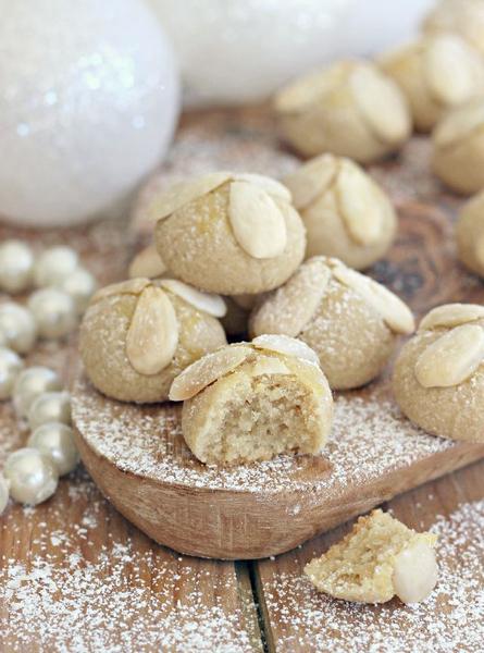 Wie man Marzipan (Mandelpaste) herstellt