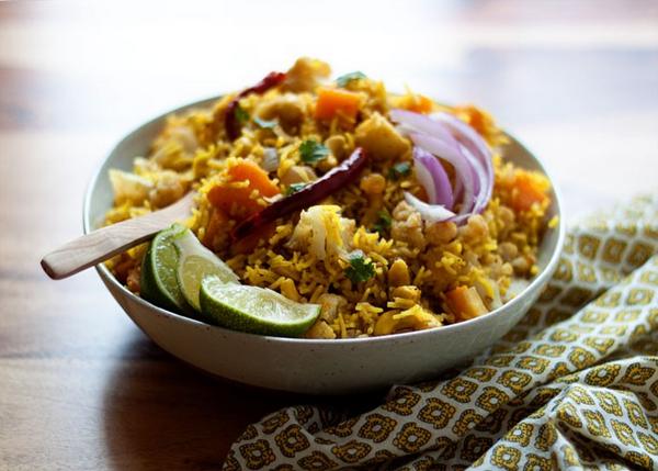 Wie man Gemüse-Biryani zubereitet