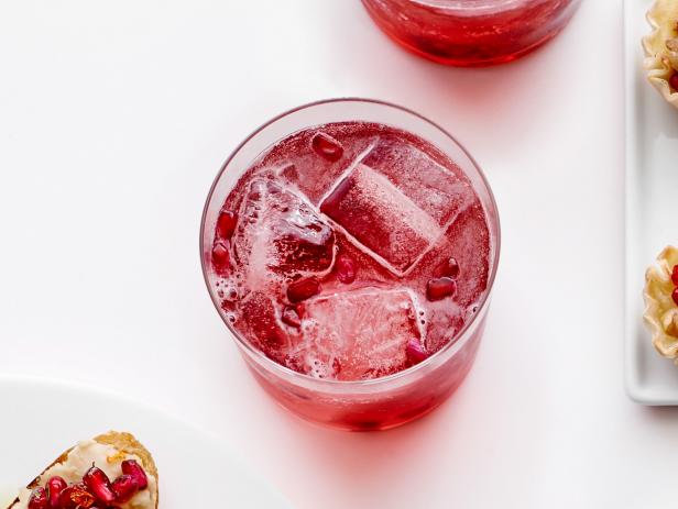 Wie man eine Granatapfel-Sprudelflasche herstellt