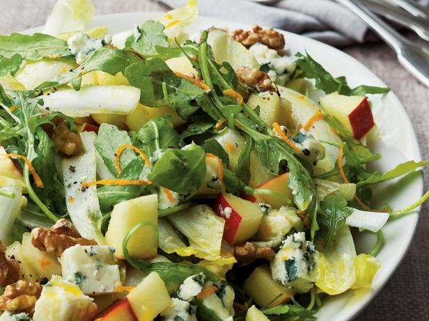 Zubereitung - Endivien-, Orangen- und Roquefort-Salat