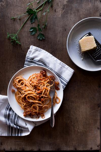 Wie man Spaghetti Amatriciana kocht