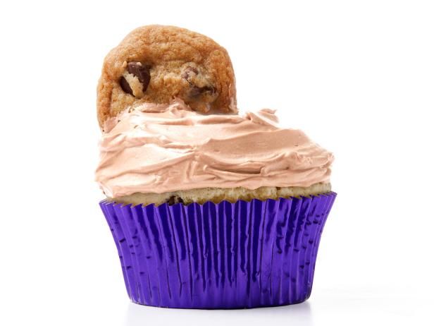 Πώς να φτιάξετε cupcakes με μπισκότα γάλακτος