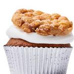 Apfel-Cupcakes, verziert mit Zierkeksen