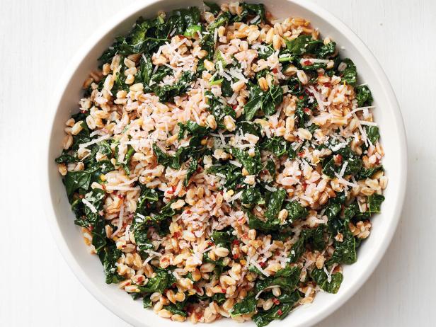 Zubereitung - Farro (Dinkelweizen) mit Grünkohl