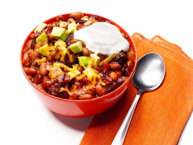 Kuinka tehdä chili con carnea pavuilla