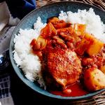 Massaman-Curry mit Hähnchen und Kartoffeln