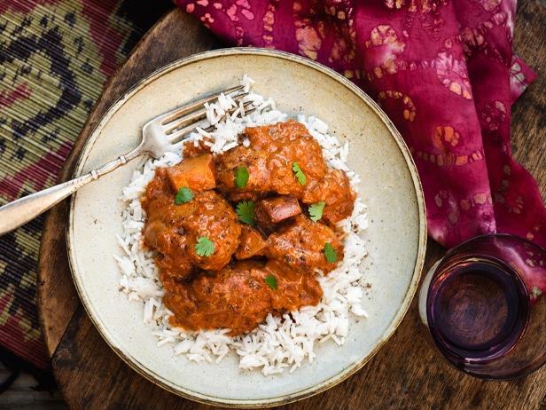 Kuinka valmistaa - Kuinka tehdä klassinen intialainen curry