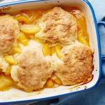 Pfirsich-Cobbler mit Teigdeckel