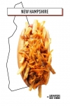 Sosisli sandviç, patates kızartması, rendelenmiş peynir ve sos ile birlikte.