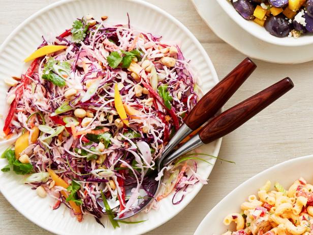 Zubereitung - Krautsalat mit Mango und Erdnüssen