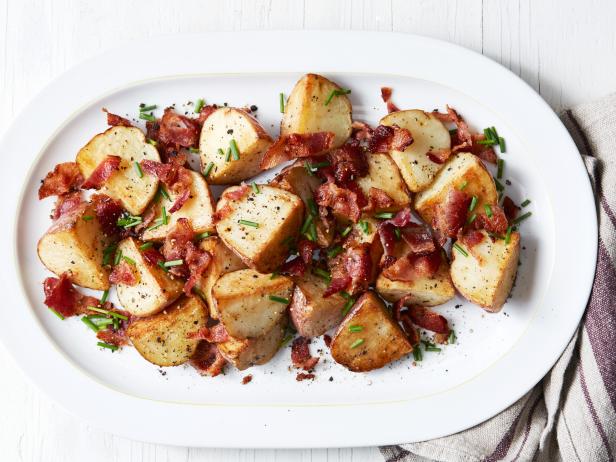 So macht man gebratene Kartoffeln mit Speck