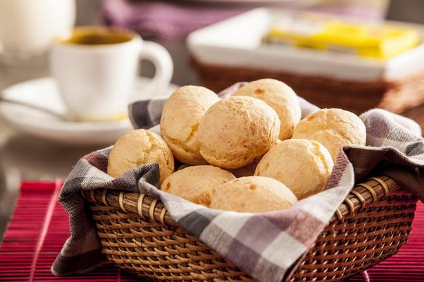 Come preparare il Pão de Quejo (pane brasiliano al formaggio)