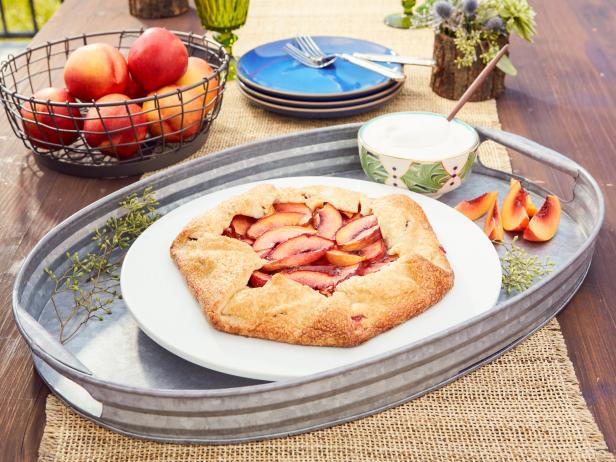 Kuidas valmistada - galette nektariinide, kardemoni ja kookoskreemiga