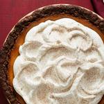 Kürbiskuchen mit Kokosmilch und Lebkuchenboden
