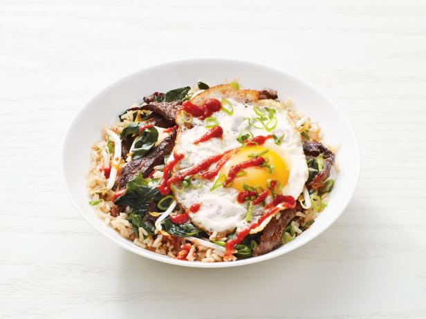 Zubereitung - Gebratene Reis-, Ei- und Steak-Bowl