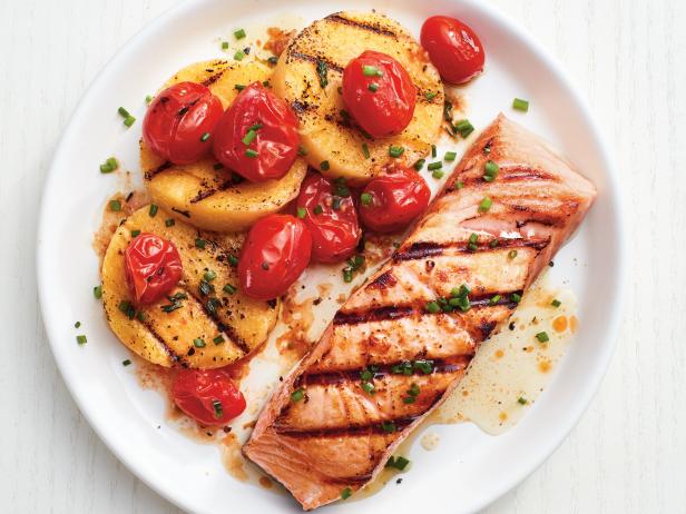 Zubereitung - Gegrillter Lachs mit Polenta