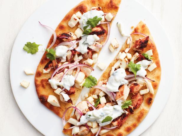 Πώς να φτιάξετε ινδική πίτσα με κοτόπουλο Tandoori