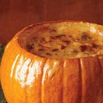 Queso Fundido in Pumpkin (Mexikanischer Käsedip)