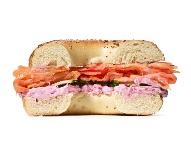 Bagel-Sandwich mit Lachs, Meerrettich und Frischkäse (Nr. 27)