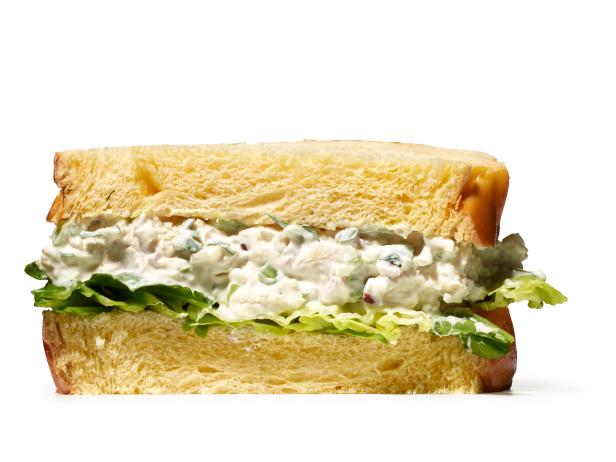 Hähnchensalat-Estragon-Sandwich (Nr. 44)