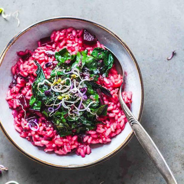 Wie man Rote-Bete-Käse-Risotto zubereitet