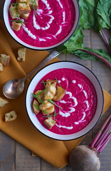 Zubereitung - Kalte Rote-Bete-Suppe mit Joghurt und Kürbiskernen