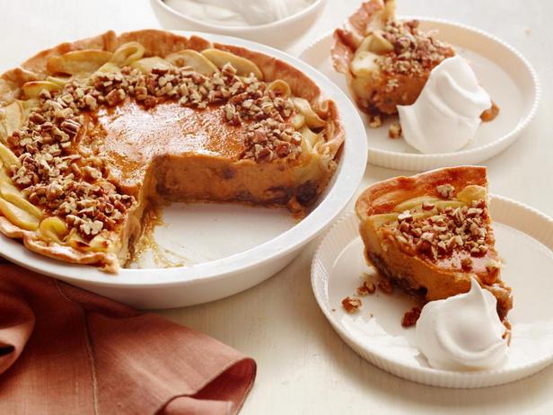 Apfel- und Kürbiskuchen mit Pekannüssen