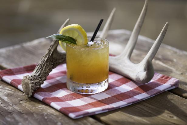 So bereiten Sie den Cowboy-Cocktail zu