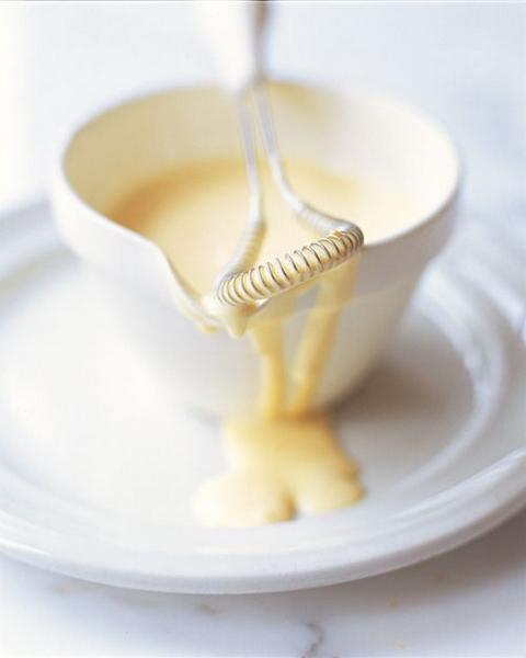 So macht man Hollandaise-Sauce