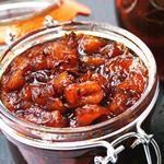 صلصة التفاح الأخضر والزنجبيل