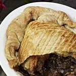 Jamie Olivers Rindfleisch und Käse in Blätterteigkruste